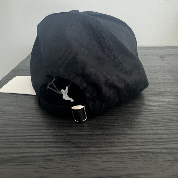 Brand new Baja east cap - Picture 3 of 6